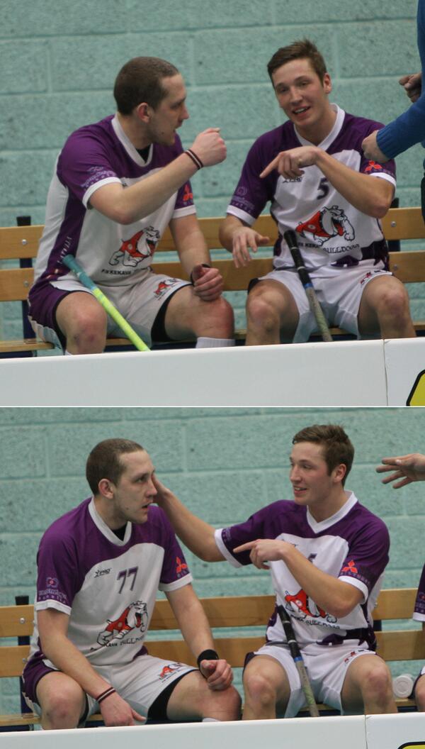 LFS_floorball's tweet photo. Uz @KekavasBulldogs rezervistu soliņa: "Akmens, šķēres, papīrīts... Tu zaudēji! #florbols http://t.co/DUvwLnXIke