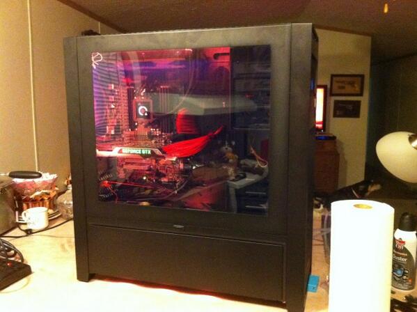lizzieanddylan's tweet photo. My Joes' computer build! http://t.co/d47qeUCmEI
