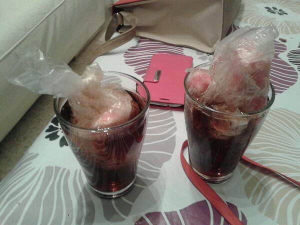 22ire's tweet photo. ha falta d hielos.... @RomeroOria  nos da una solucion!!!!@Lauramoyo18 @bertos88ma  jajajjaja http://t.co/q1oEiEpVtJ
