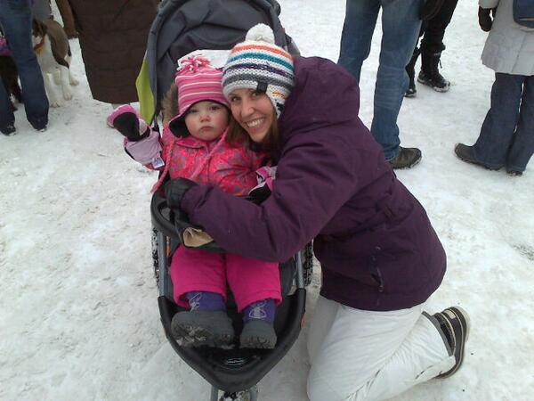 LearningMaven's tweet photo. The Rousseau Fam celebrating Canada in Banff #wearewinter http://t.co/H8SIulGiwG