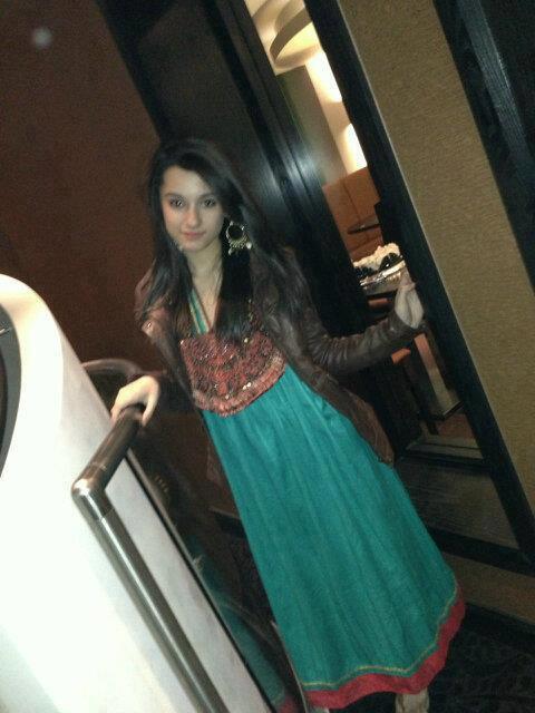 priv_eleanor's tweet photo. Waliysha so beautiful, like zayn http://t.co/FZKgjx3Ia8