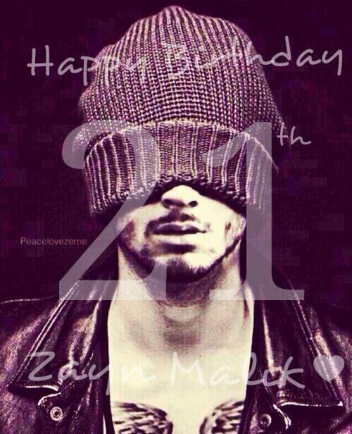 PotatoDancerXD's tweet photo. Happy Birthday my babe @zaynmalik  i love you so much!! You're the best person of world!! #HappyBirthdayZaynMalik http://t.co/2JQRgVRZdO