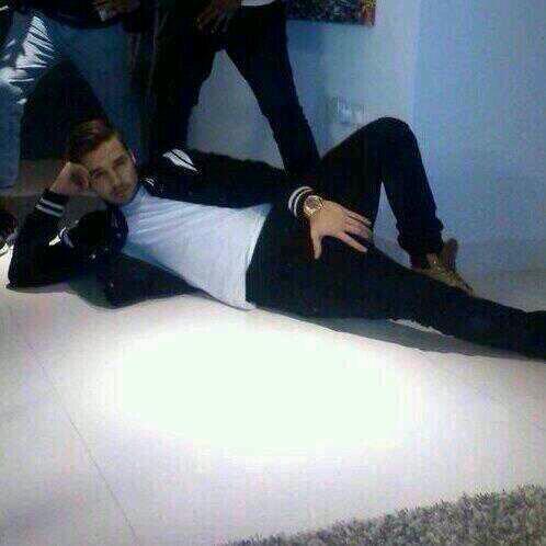 iiQueenLo_'s tweet image. BED.NOW. @Real_Liam_Payne