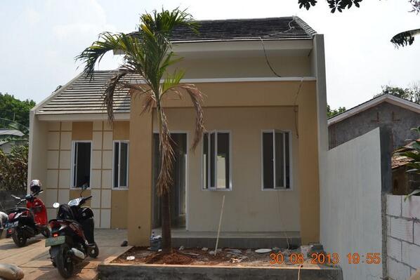 GriyaVerde's tweet photo. @CycasResidence Cocok utk yg sdg cari rumah. Mulai tipe 36/60. Mulai 300Jtan. Hub 08979940616 | PIN 21613DE8 | Bs KPR http://t.co/Or1nxib8Sv