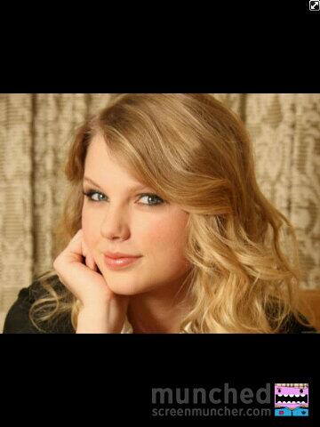 OldiSwift's tweet image. Taylor Alison Swift