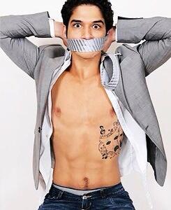 DyIcn's tweet image. @reckIcss fuck me