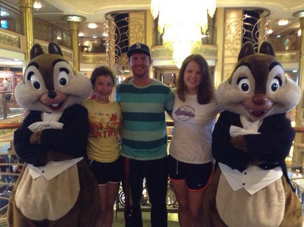 hrj1236's tweet photo. Sad day when all I want is to be back on the fantasy with most of my favorite people. #notevery1 http://t.co/BvNxcQL03b