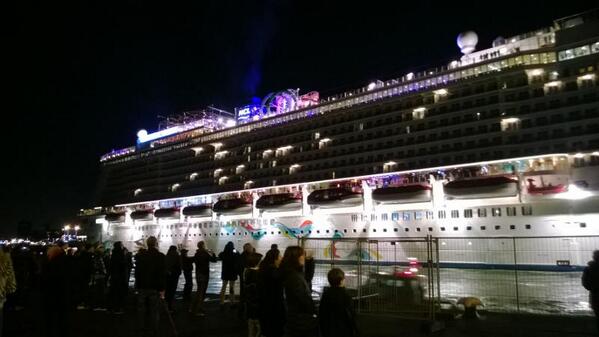 Burger_Group's tweet photo. Impressive! Inaugural trip of Norwegian Getaway @CruisePortRTM @NCLGetaway http://t.co/TFNdstdxau