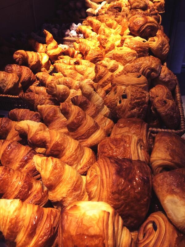 It's Sunday morning. Time for "The attack of the croissants"...