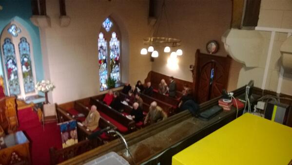 Church is filling up, it must be time to get undeway.