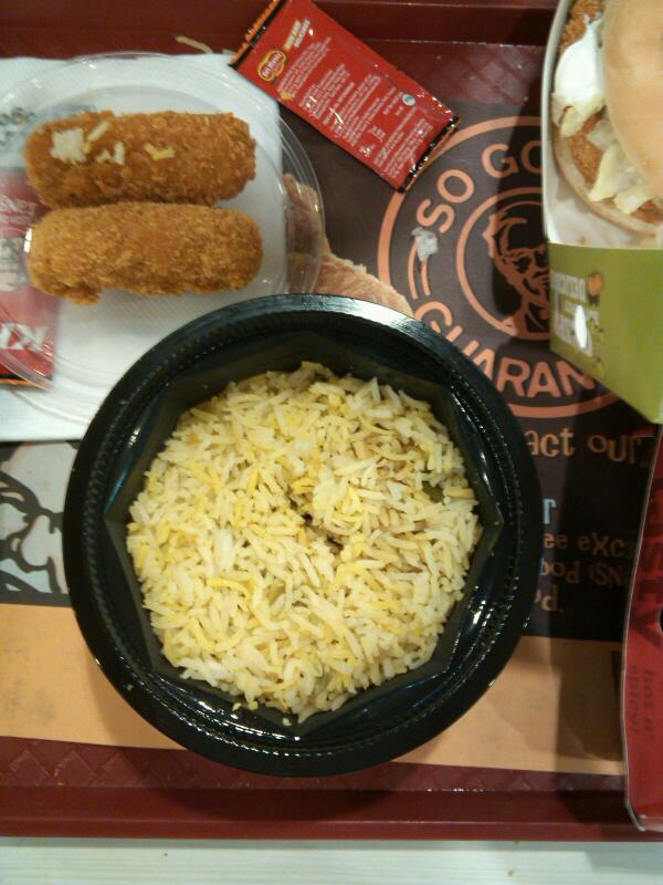 cnagineni's tweet photo. @KFC_India here goes the how kfc making profits by serving half of the contents to customers http://t.co/dM96hzepej