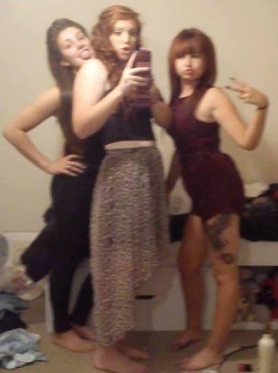 GraceColee's tweet image. Its quite funny how short I look #midgit