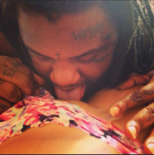 FATTREL's tweet photo. BEST PART OF WAKING UP! 😎 http://t.co/gHuNt2ch7R