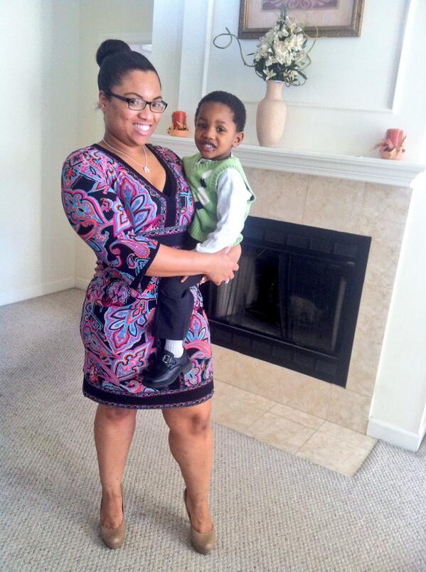 ashleighUnique's tweet image. Happy Sunday y&apos;all, pardon the rachet bun! I&apos;m running late as usual! #quickdo