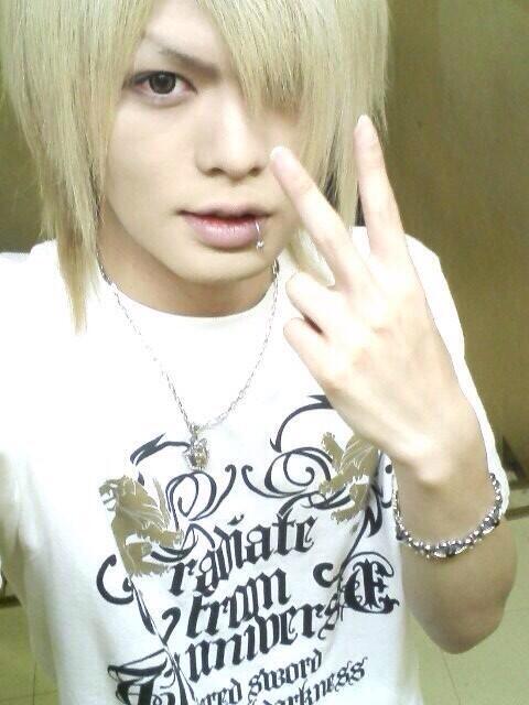 御前の Twitter ख ज 御前の Twitter ख ज
