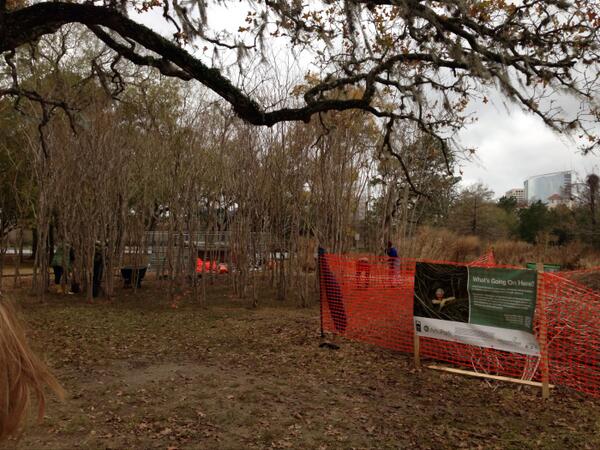 HermannPark's tweet image. #PatrickDougherty #stickwork sculpture is taking shape #artinthepark #HermannPark
