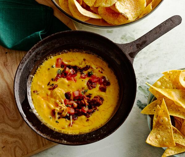 From queso to chicken wings, here are 30 recipes you should make for today's football games bonapp.it/1m1gQXi