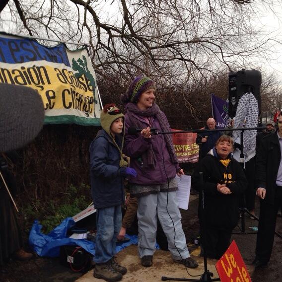 The Gas Mask Boy 🐝 tweet media