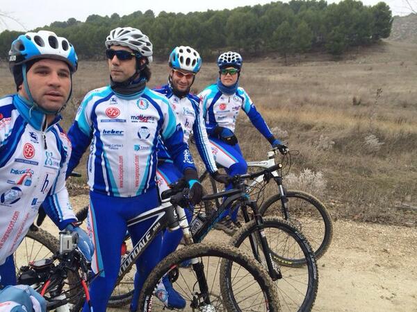 rodri1708's tweet photo. El sábado por los cerros de Villaluenga. http://t.co/r2yJxYPrYd