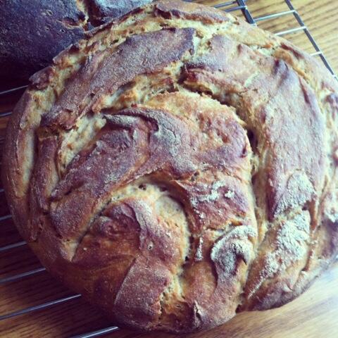 Keyzlime's tweet image. Sourdough success! Thank you @AZrust for the starter!