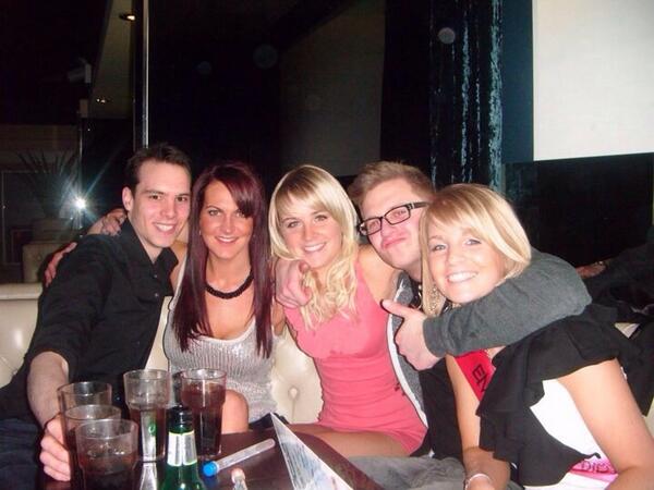 simpson_bird's tweet photo. 2 years ago!! #wheresthetimegone http://t.co/rlIpIoDR9N