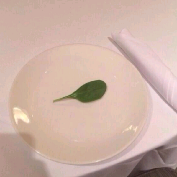 DannyWonders's tweet photo. A girl will cuss a boy who takes em nandos but pressure u to take em to restaurants with food like dis for £80 http://t.co/ynVId8rJUh
