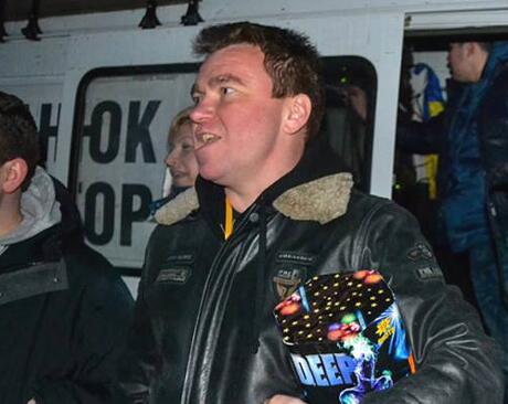 У Черкасах затримали одного з лідерів автомайдану і потрощили 7 машин pravda.com.ua/news/2014/01/2…