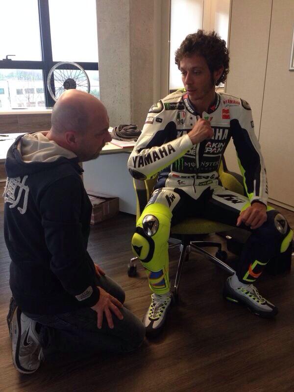 nike valentino rossi shoes