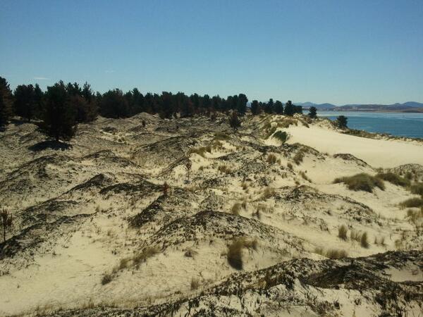 Mattblack1968's tweet image. @matgoggin @golfpreserve #7mb glorious day for a game at 7mb. looking from the far end of the spit.