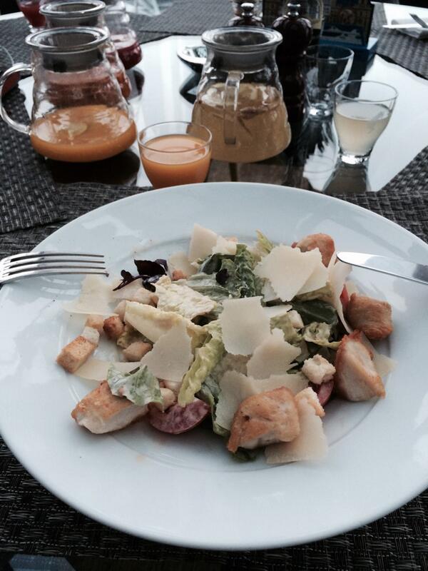 ARTEM_KLYUSHIN's tweet image. Мой любимый салат-цезарь, а у Вас? RT