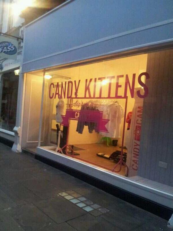 Sian_Fox's tweet photo. @JamieLaing_UK Look what "popped up" in Cardiff! #CandyKittens #Cardiff http://t.co/EgxPxqhm7c