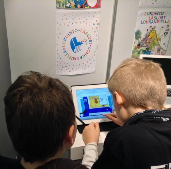 lukuinto's tweet photo. Lätkäzombit-peli testissä @EDUCA2014  osastolla 6f 121 tervetuloa testaamaan! #oppimispelit http://t.co/W7FC3NwcH6