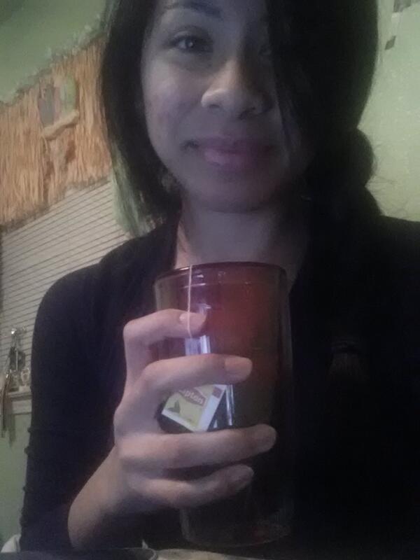 nessuhhmaee's tweet image. Tea and some good music on youtube! #Bored #letstext #letsskype #letsskype #cantsleep