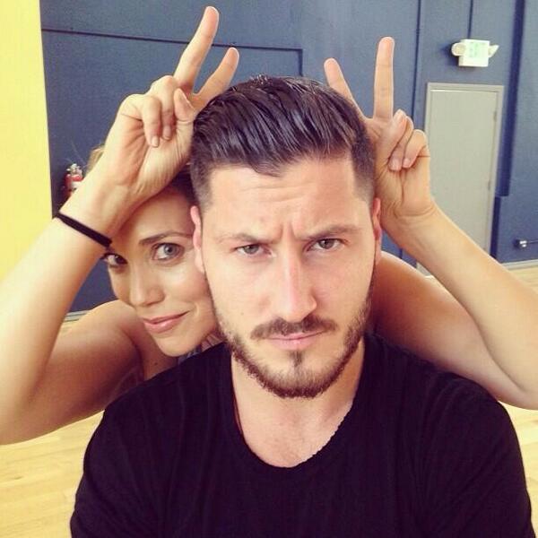 Dance_Valentin's tweet image. Hi from Elizabeth and I.