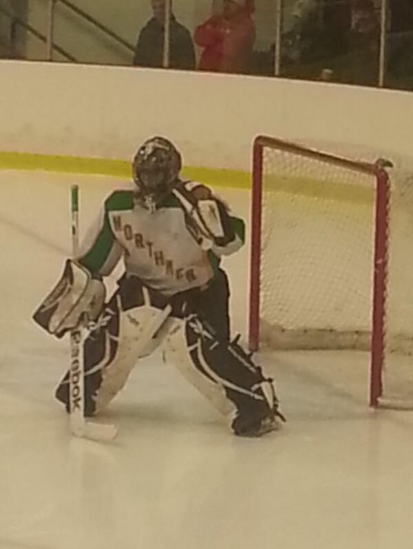 bubbalou81's tweet photo. My brother is nasty in net #roadtotheNHL http://t.co/tdkfFhUJpp