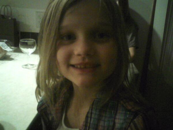 AshAutmns's tweet photo. @botdfmusic  The picturet is little Dahvie Vanity :D <3 <3 <3 <3 <3 <3 http://t.co/bJhMESrYOv