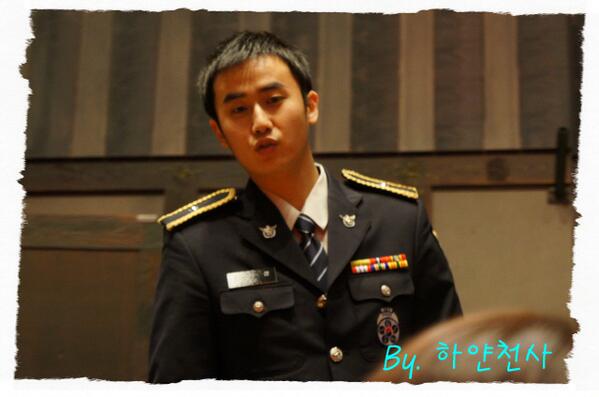 zzarazzazza's tweet photo. 서울경찰뮤지컬 '형제는 용감했다'  - 허영생 이경님 ^^ http://t.co/yTn8wESNKa