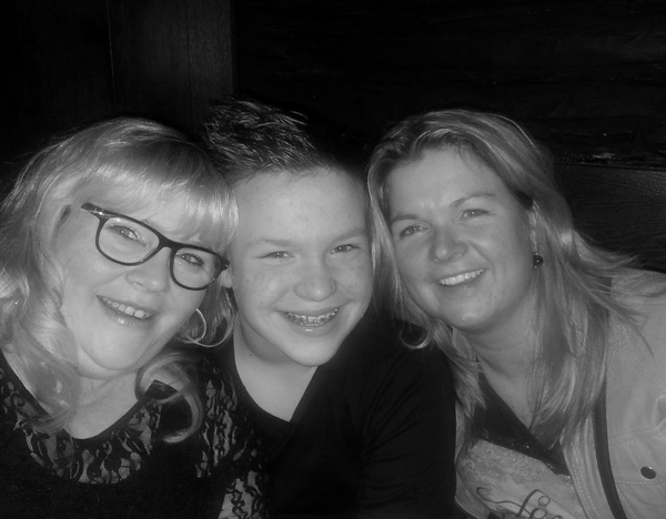 CorinneBeumer's tweet image. Gezellig! #selfie met @basbeumer en @Marja_holterman ;-).