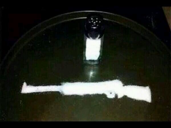 LukasPukus's tweet photo. “@piesportsbooze: Assalt rifle http://t.co/5uY7jHjPKC”