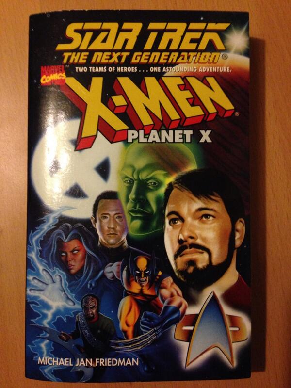 samiquad's tweet photo. Not only did I forget I had this book, I forgot it even existed. Why does it exist? #XMen #StarTrek #Marvel http://t.co/mFkKZTu6Pv