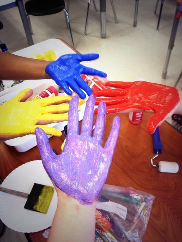 TOTfhs's tweet photo. Just the usual TOT meeting activities🎨 http://t.co/GwtJGRUGv6