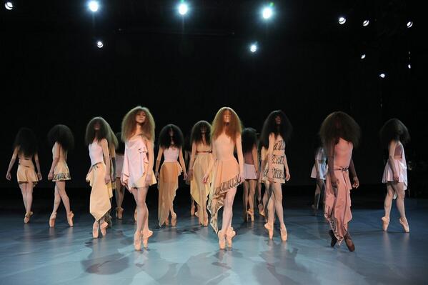 EveeMakeUpArt's tweet photo. @AlejandraMagni check it out. The Dutch National Ballet dancers model Viktor &amp; Rolf's latest couture collection. http://t.co/W0joR2sbvd