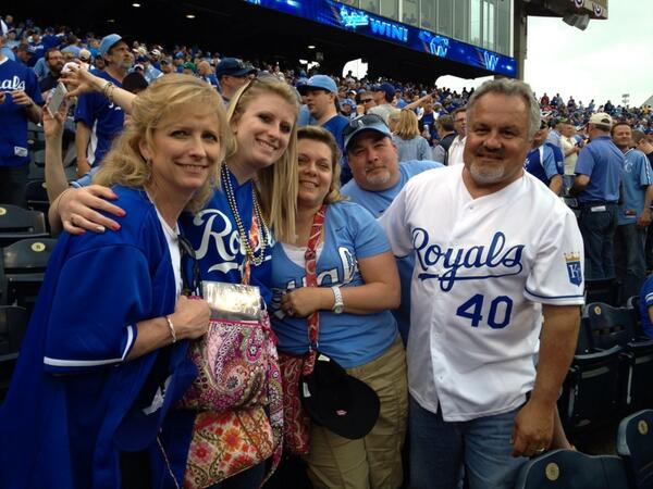 JodiDeanne's tweet photo. @billybutlerkc more family fun at the ballpark! http://t.co/4w1Fq5tfhX