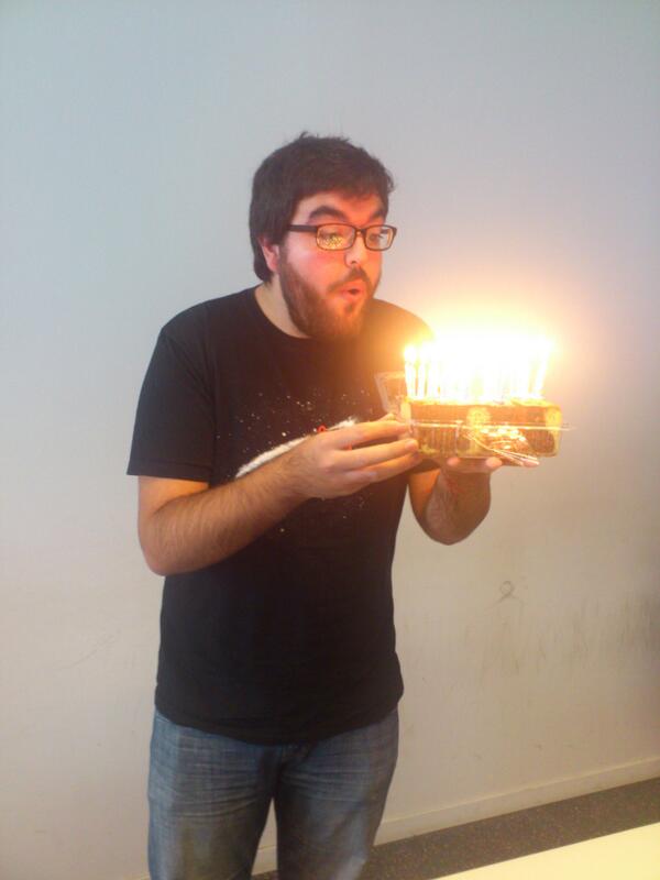 Happy birthday!! :) :) <a href="/ismezpavon/">IF</a> <a href="/MACMoMUdG/">MACMoM UdG</a>