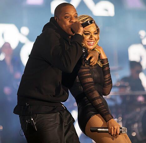 Us Weekly tweet media