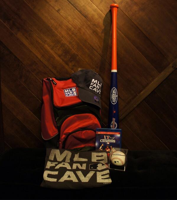 Cut4's tweet photo. Followers to RETWEET can win this #MLBFC gift pack. http://t.co/ufJJBJKhNs