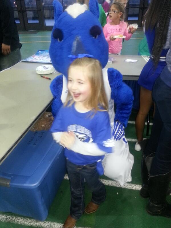 Little fan was excites to celebrate my birthday!!!