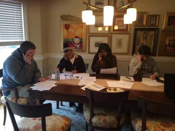 ALHSDems's tweet photo. Our @MCTDA1 members are starting the campaign season off right by making calls for @ALdemmajority! #alpolitics http://t.co/HwSS5qJPT2