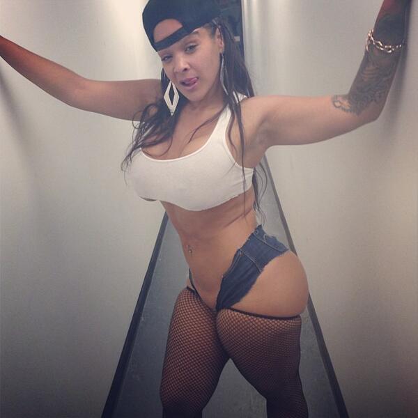 Postthickthigh1's tweet photo. http://t.co/BnkmiezIvc