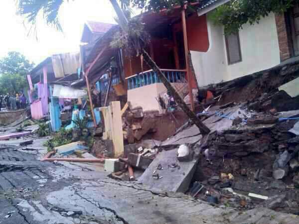 TravellerKaskus's tweet photo. yuk  bantu longsor di Semarang, bisa hubungi ke @bpisemarang nih http://t.co/mkcezJDLnI